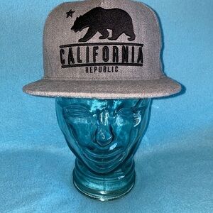 TOP LEVEL denim ball cap embroidered California Republic bear and star size OSFA